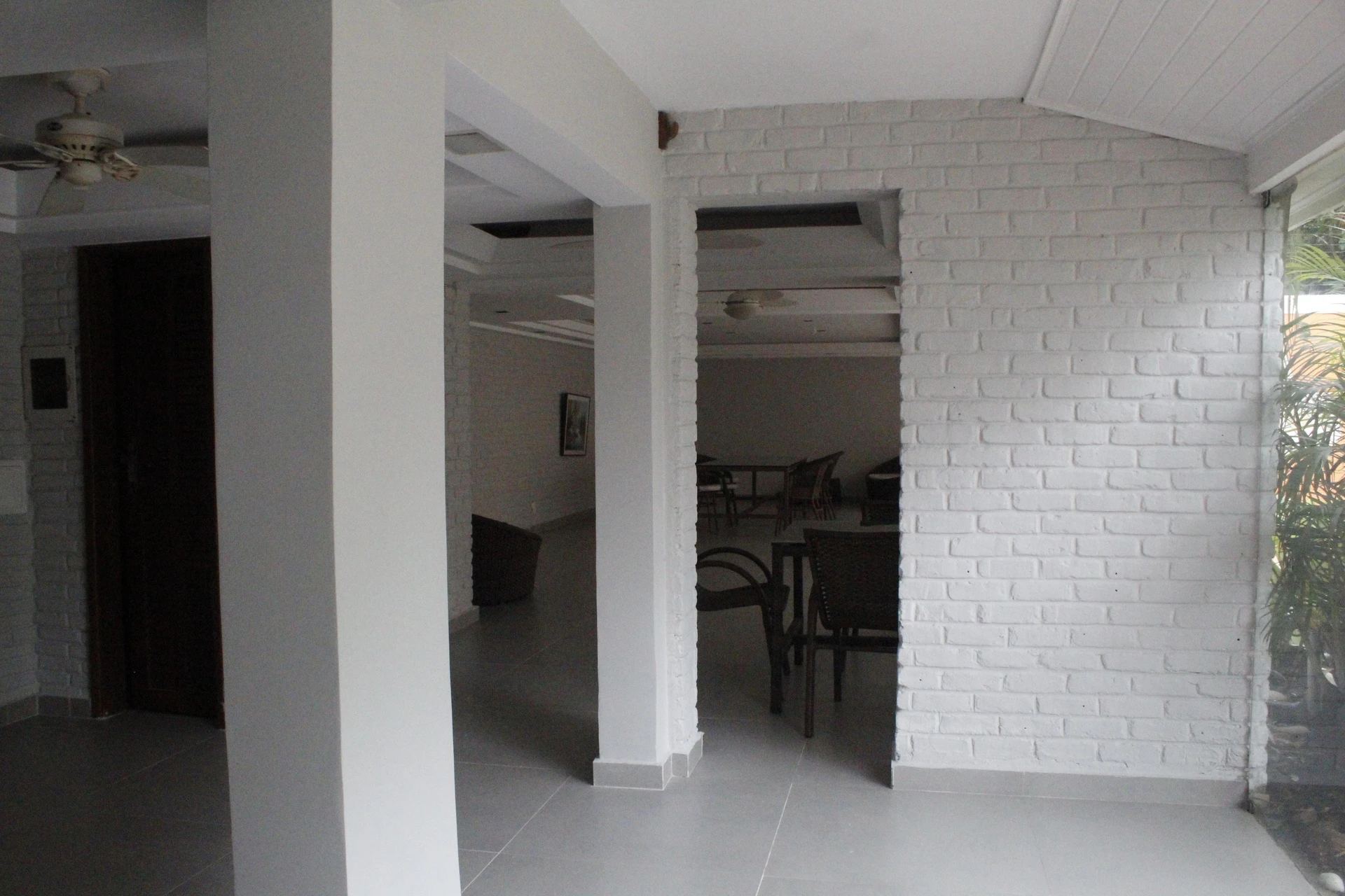 House with 5 bedrooms and 5 parking spaces — photo 80