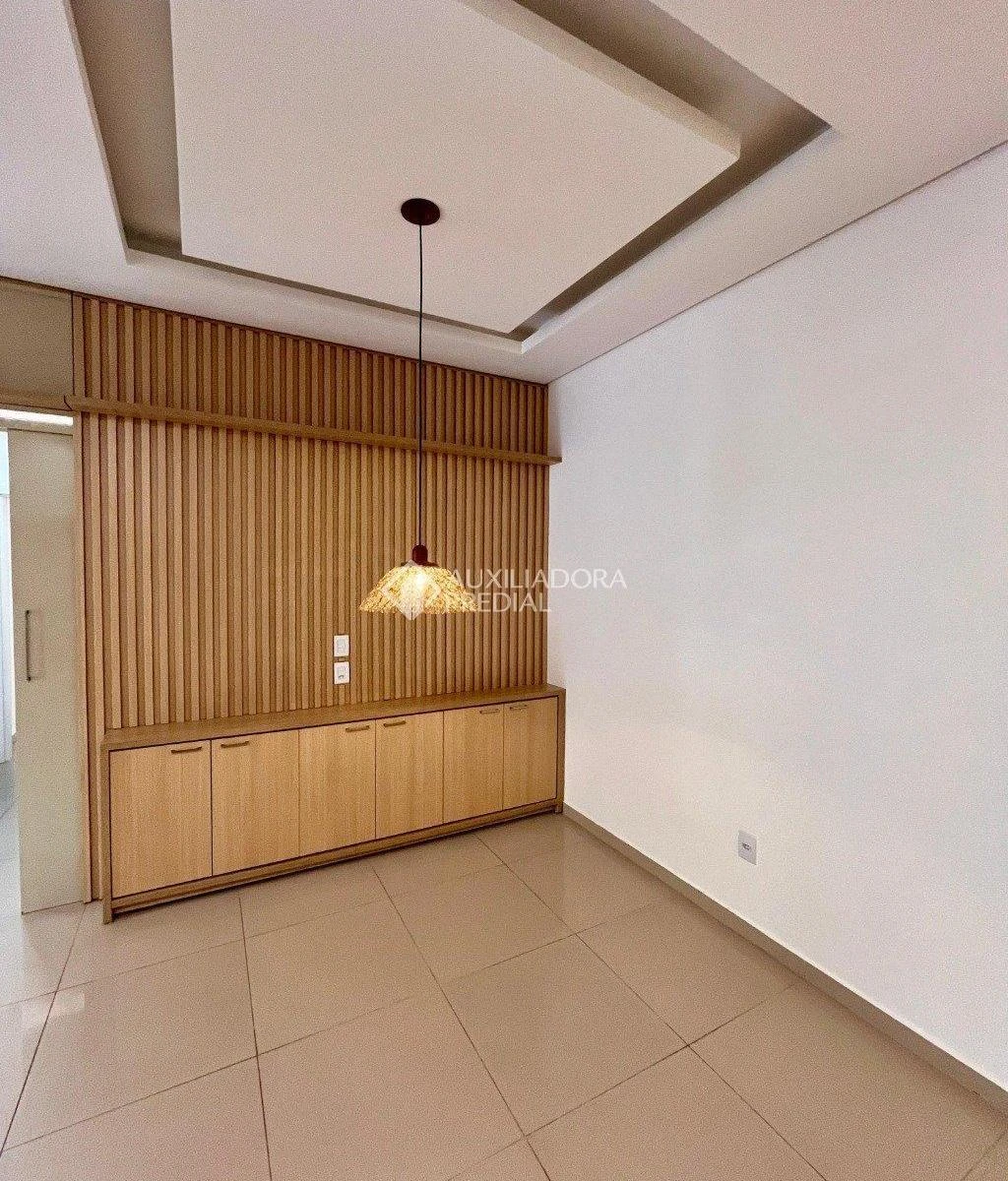 Mountain view in a 2-bedroom apartment, 80 m² — photo 24