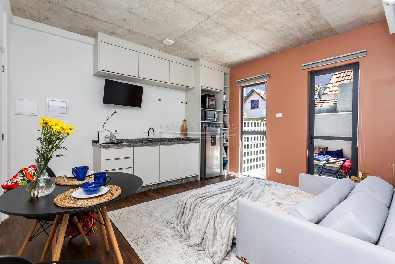 Studio mobiliado com cozinha compacta e 1 banheiro — photo 3