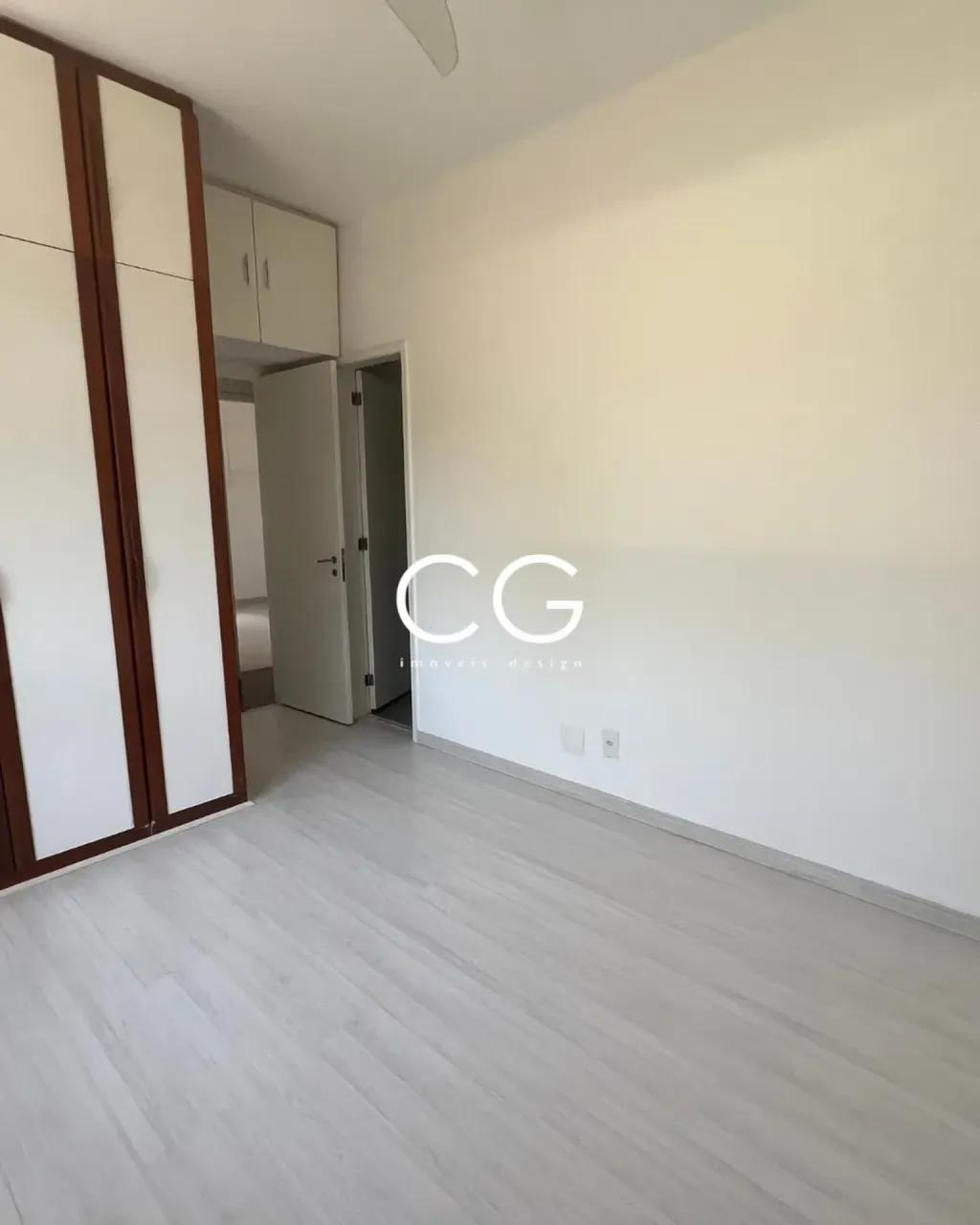 Unfurnished 3-bedroom apartment with balcony — photo 6