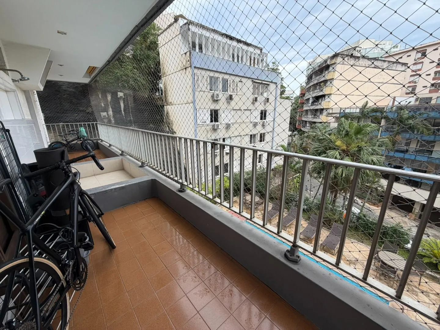 Apartamento mobiliado com 3 quartos e cozinha integrada — photo 34