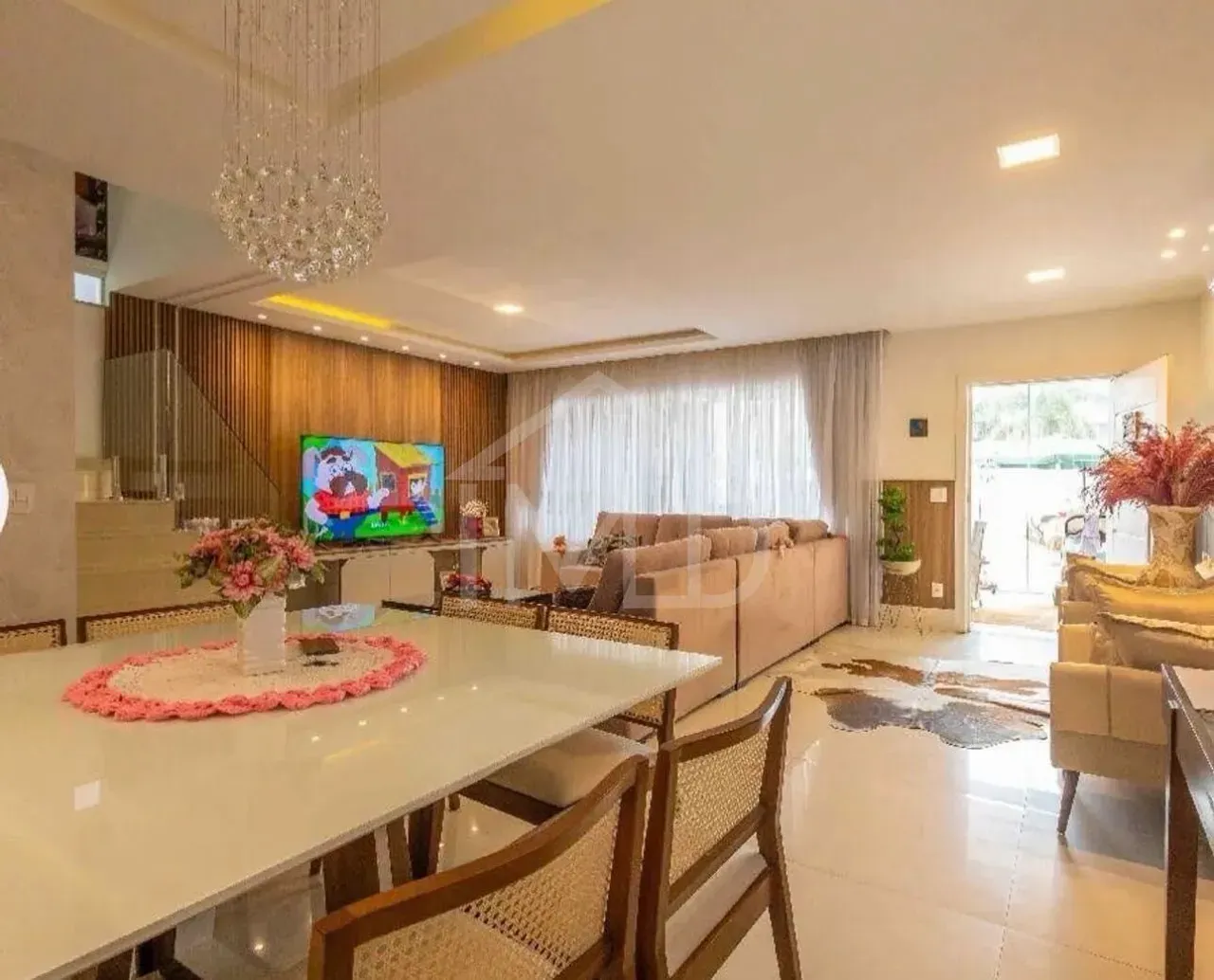 4 quartos e piscina privativa: casa de 310 m² — photo 9