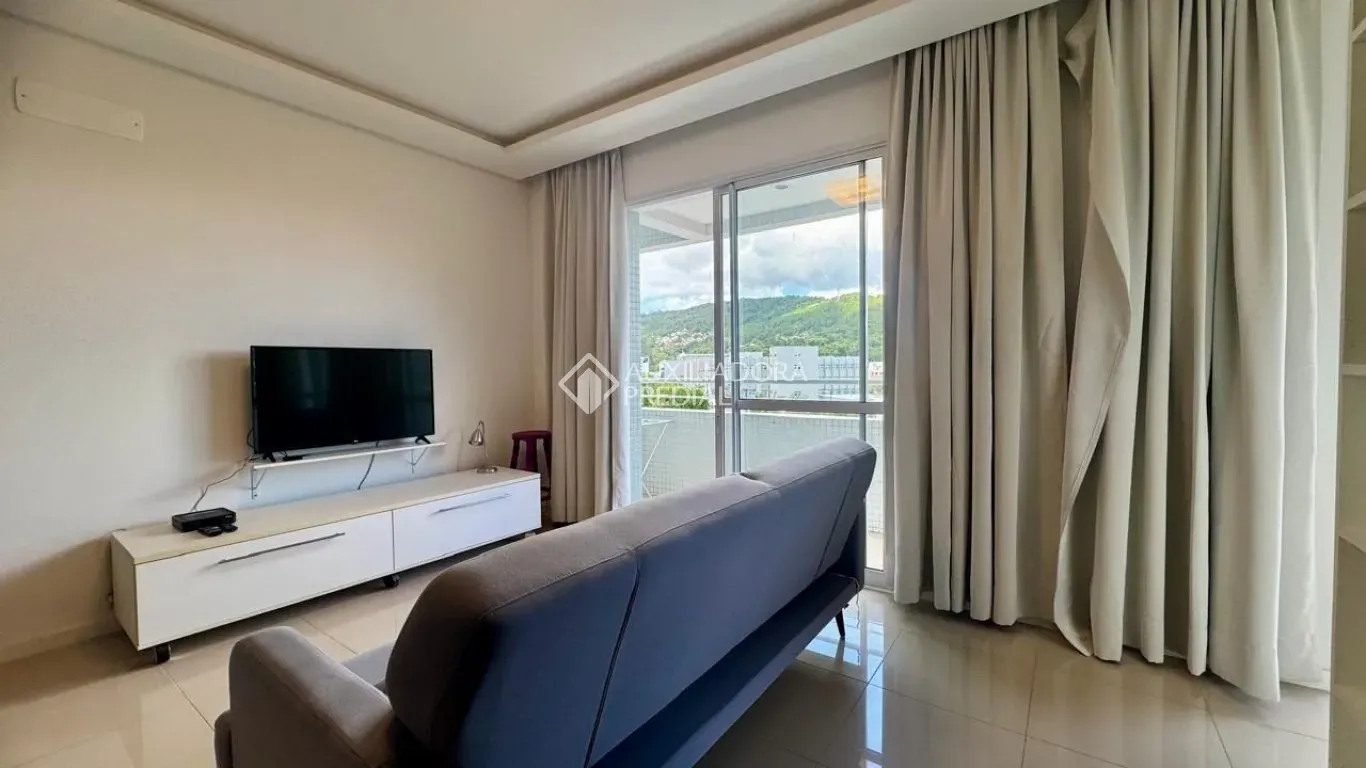 Квартира 60 м² с видом на горы и рабочим местом — photo 8