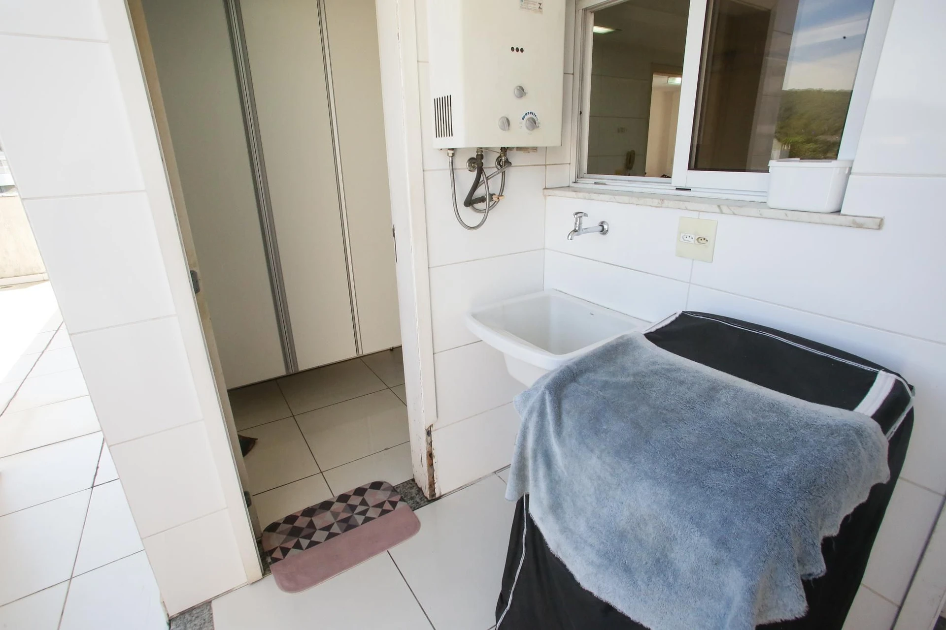 Apartamento mobiliado: 4 quartos, 4 banheiros e 2 vagas — photo 38
