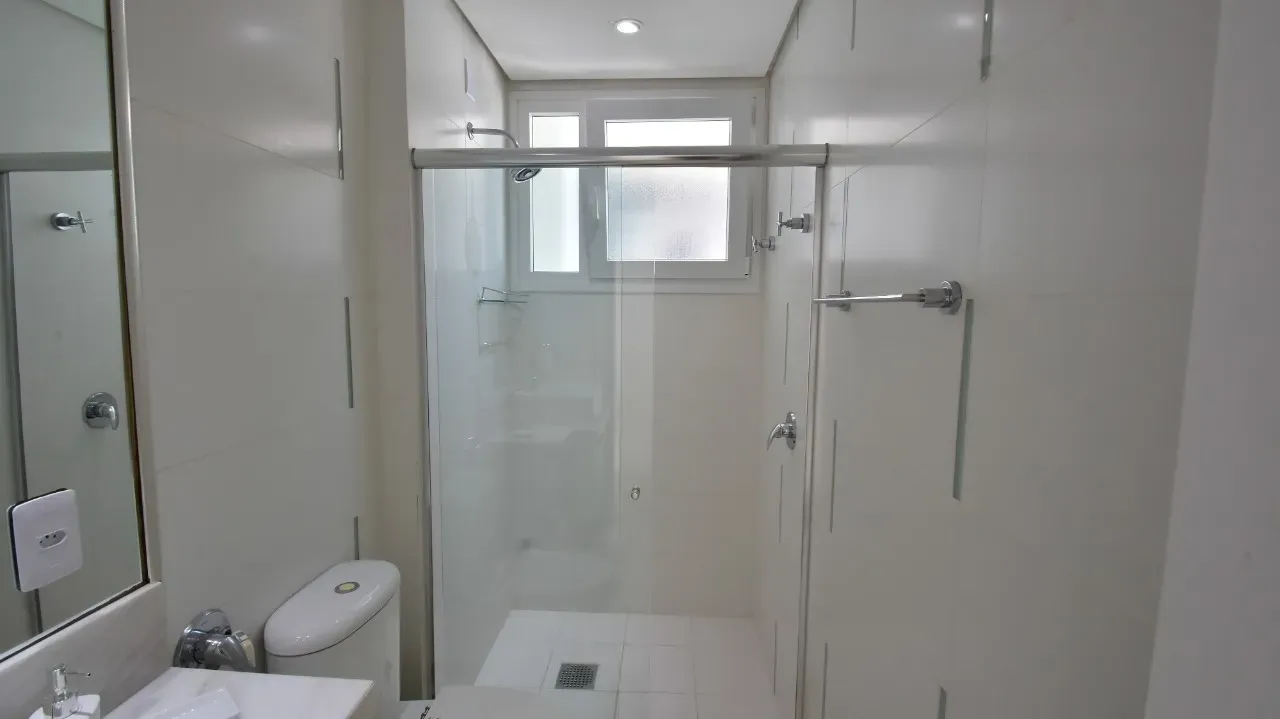 Casa mobiliada com 4 suítes e piscina aberta — photo 97