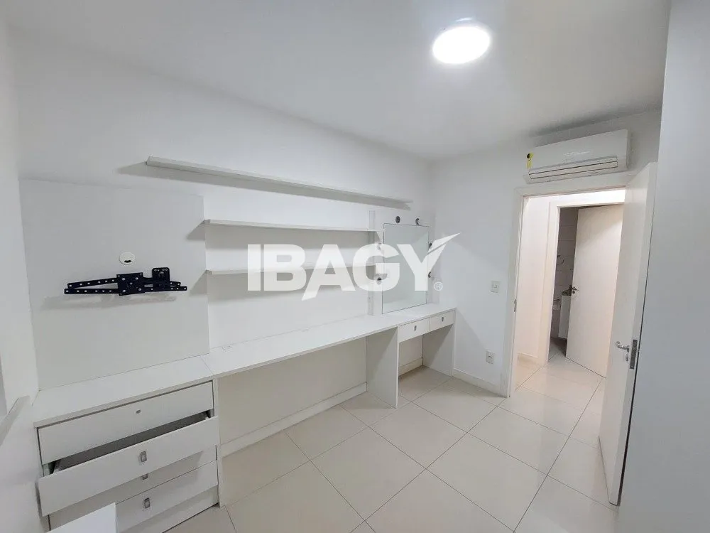 Furnished apartment with 2 bedrooms and 79 m² — photo 27