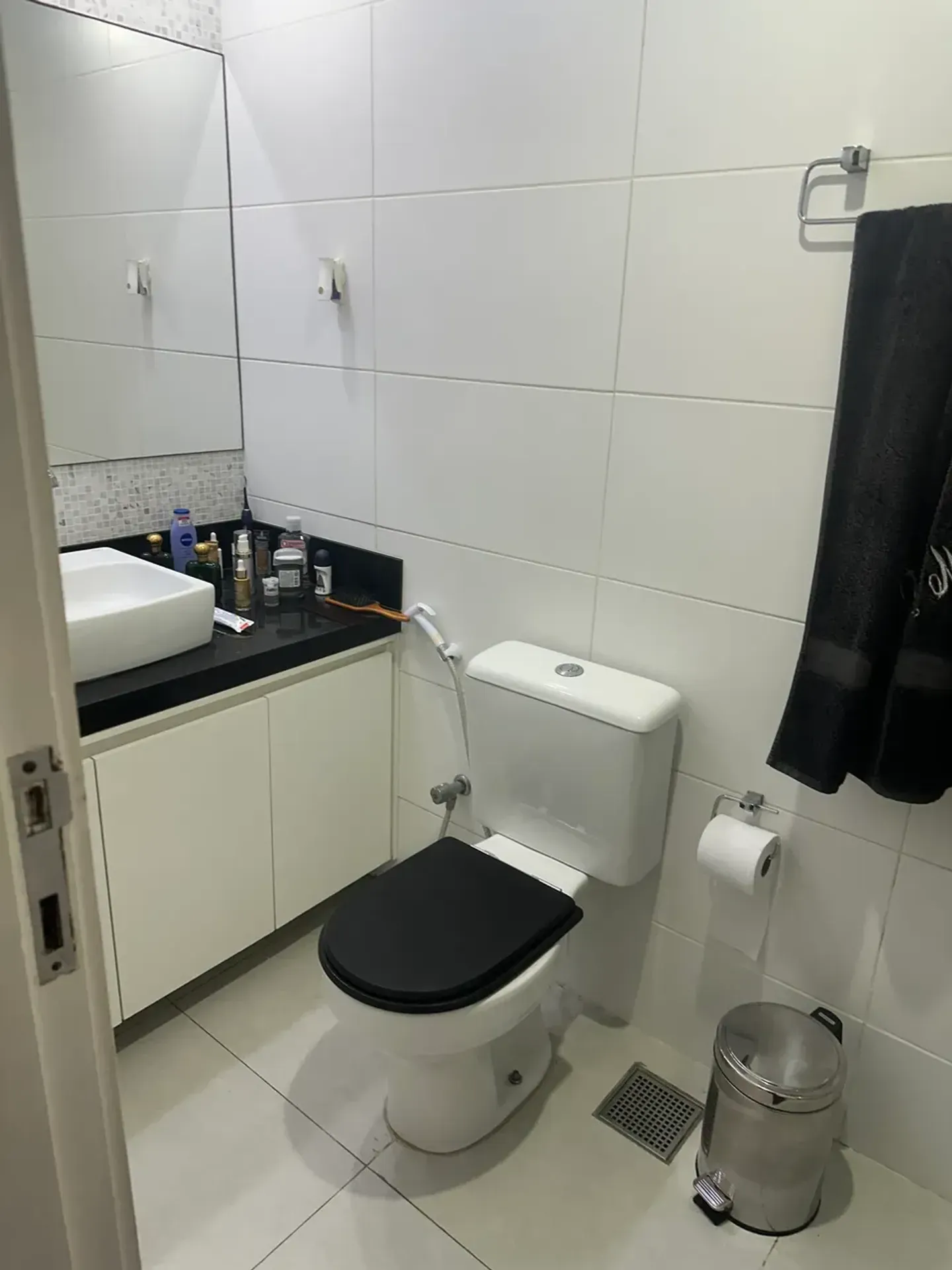 Furnished 1-bedroom apartment with 60 m² and parking — photo 35