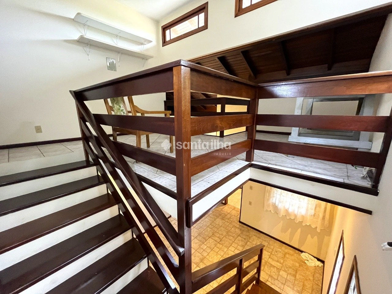 200 m² house with a private BBQ and a grill on the balcony — photo 27