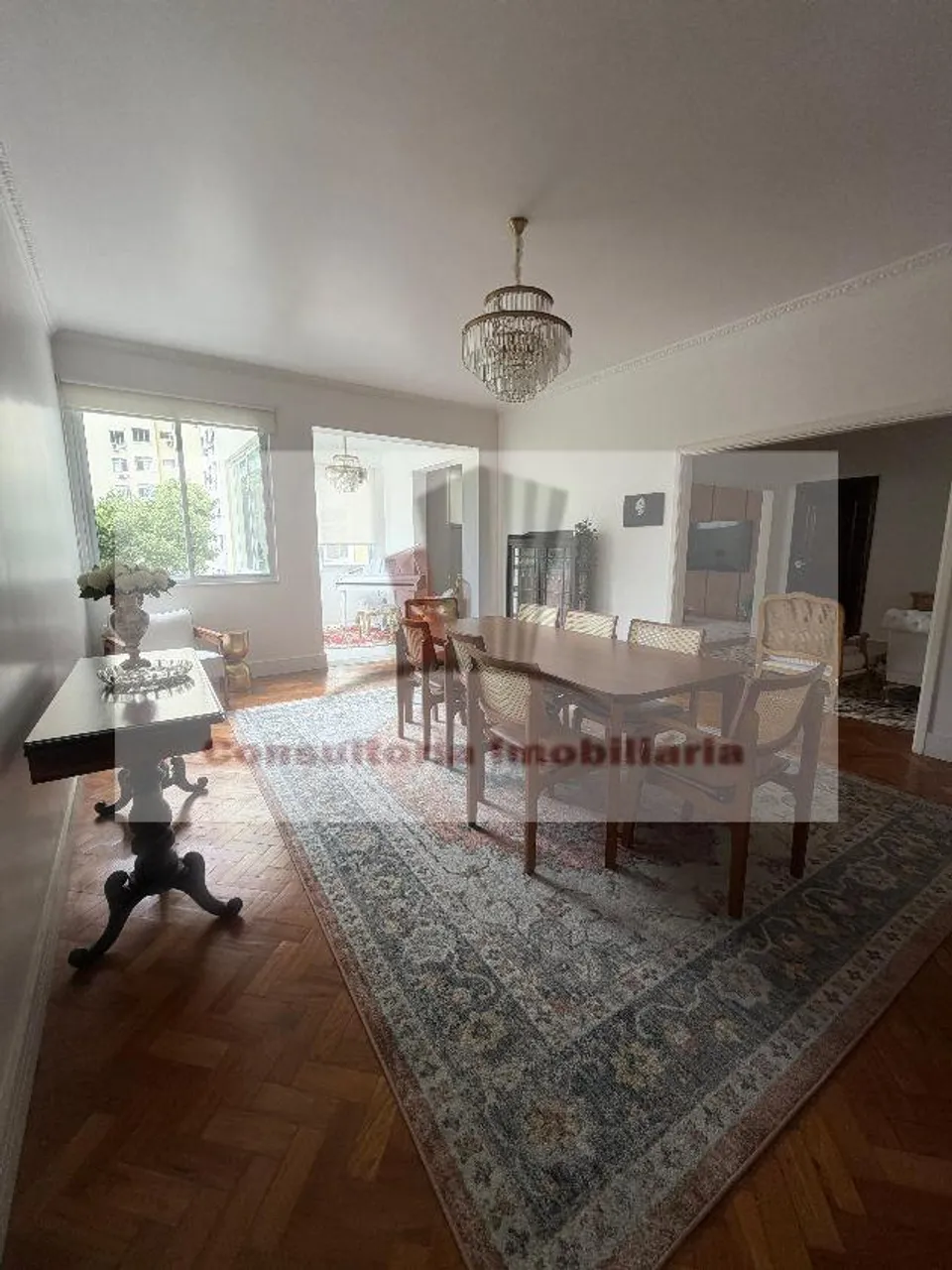 Air-conditioned apartment with 4 bedrooms and 4 bathrooms — photo 13