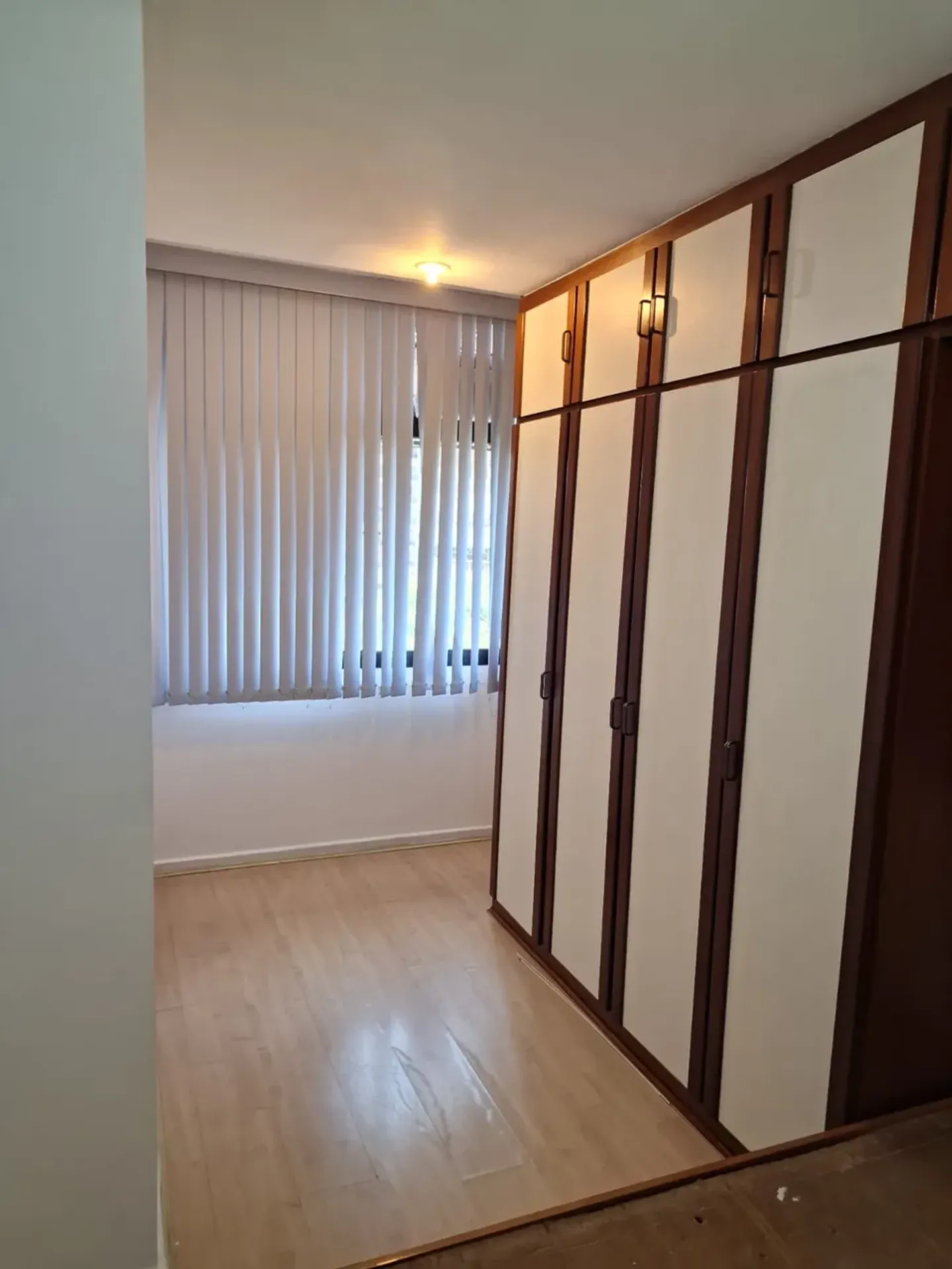 2-bedroom apartment with a grill on the balcony — photo 8