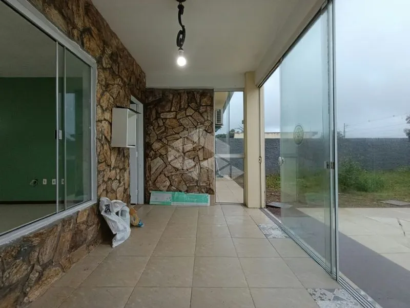 4-bedroom house with a bathtub in Florianópolis — photo 13