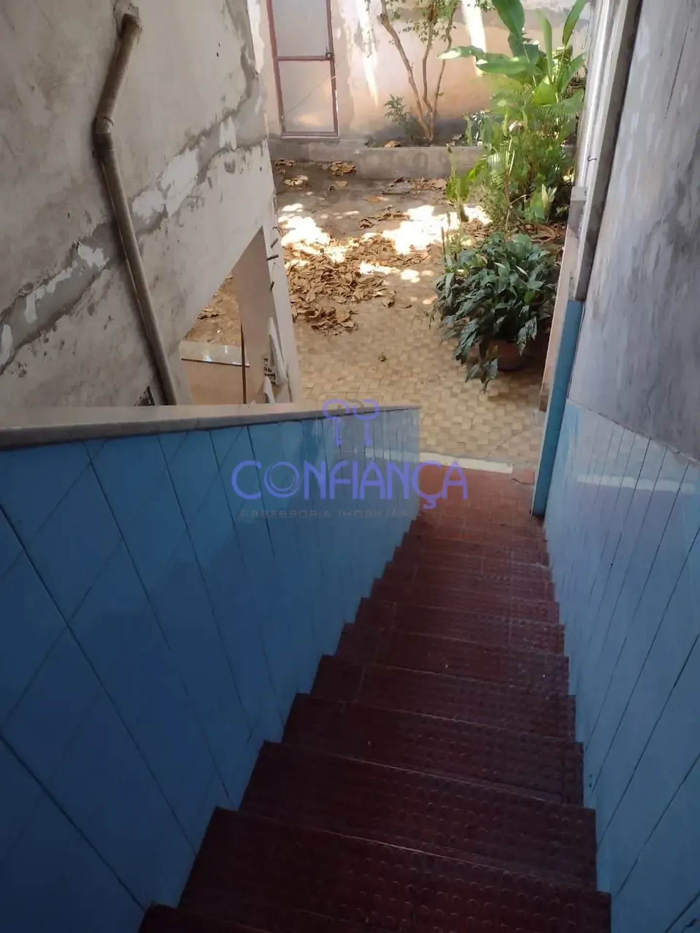 Casa mobiliada com cozinha e fogão a gás — photo 34