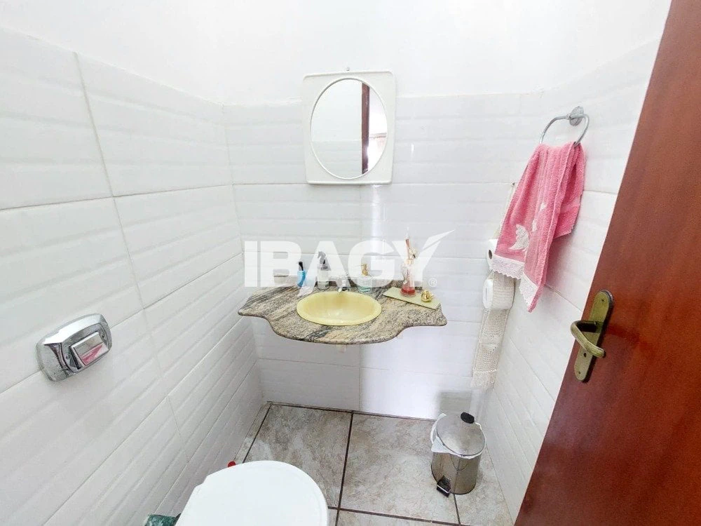 4-bedroom house, 1 with its own bathroom, 157 m² — photo 16