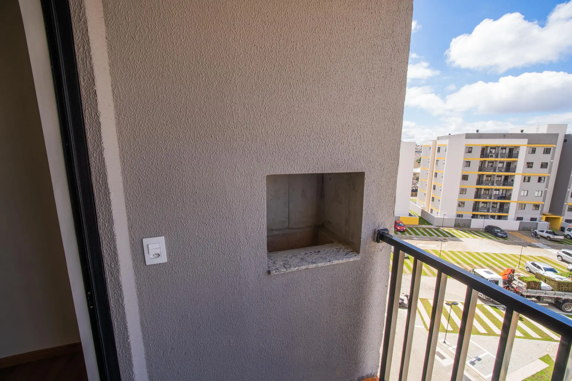 2-bedroom apartment in a building with a sauna — photo 51