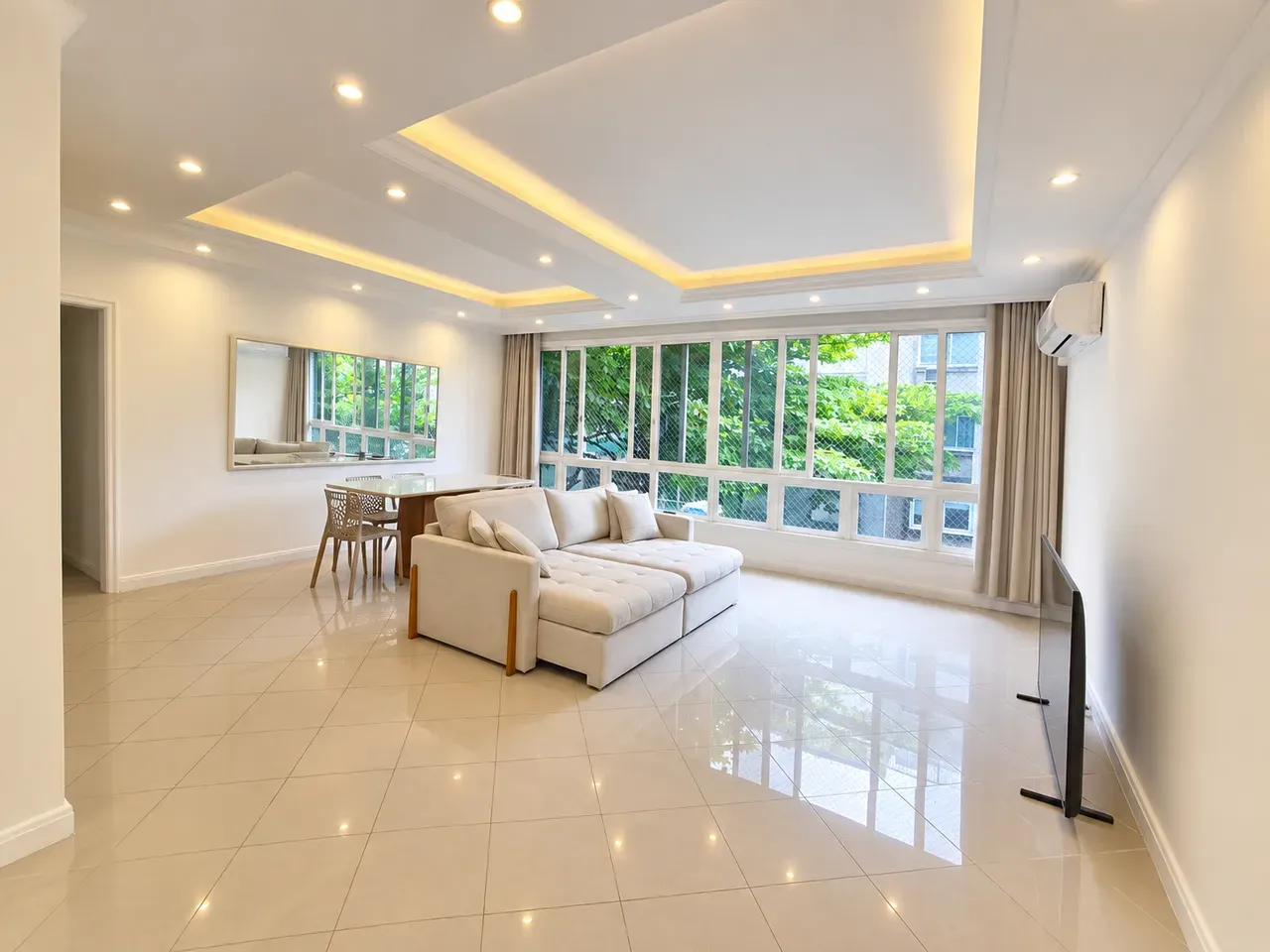 Furnished 120 m² apartment with 3 bedrooms and 3 bathrooms