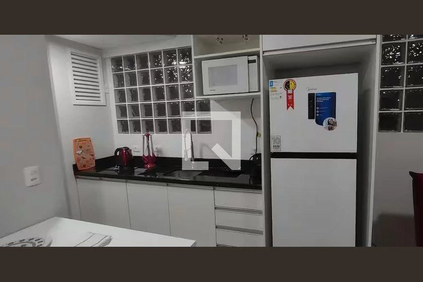 34 m² apartment with 1-bedroom suite and compact kitchenette — photo 11