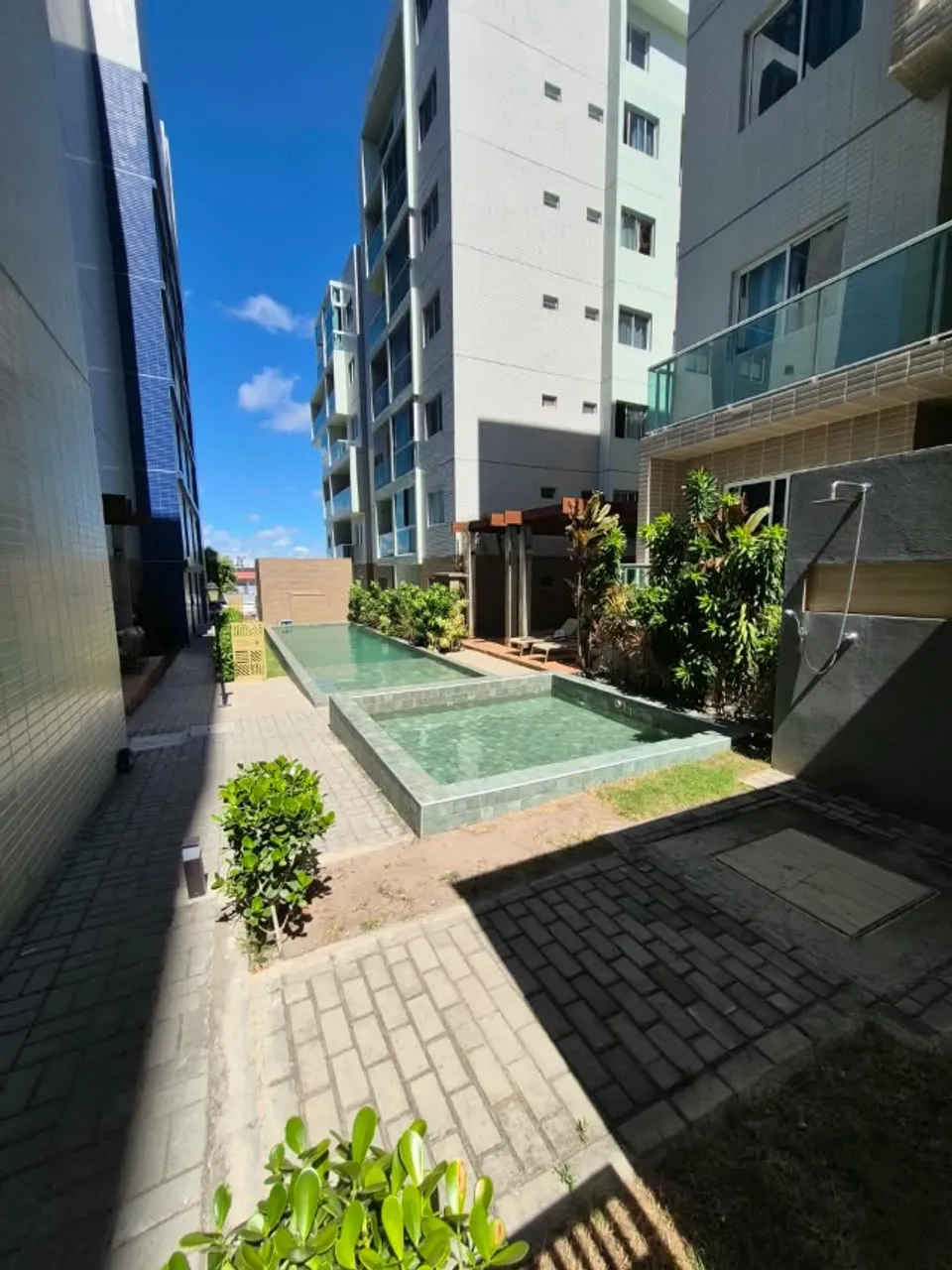 2-bedroom apartment in a building with a gym — photo 6