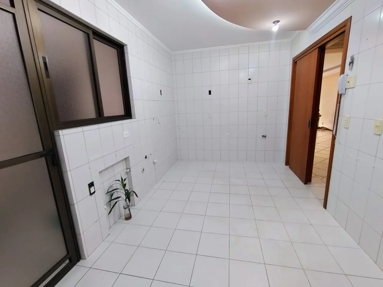 3-bedroom apartment with private garden and BBQ — photo 9