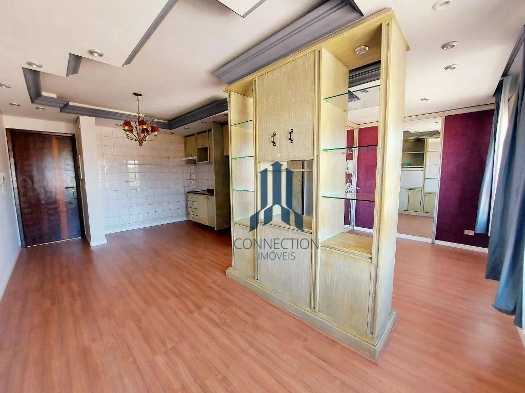 Apartment on the 3rd floor with a glass-enclosed balcony — photo 11