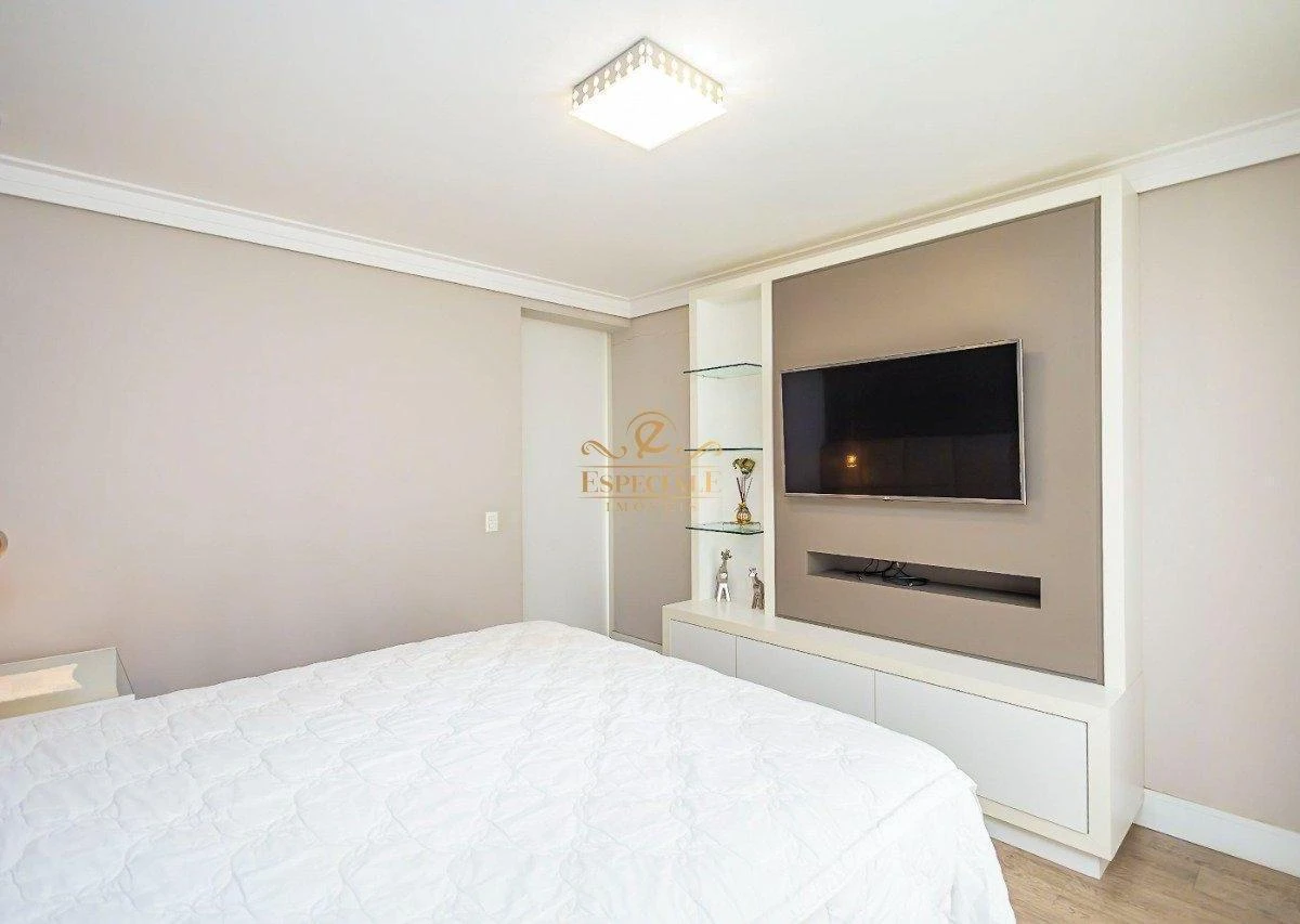 House with 4 bedrooms and balcony grill, 380 m² — photo 50