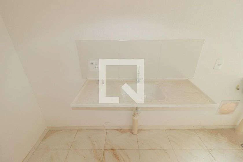 Квартира 40 м² з 2 спальнями та паркомісцем — photo 22