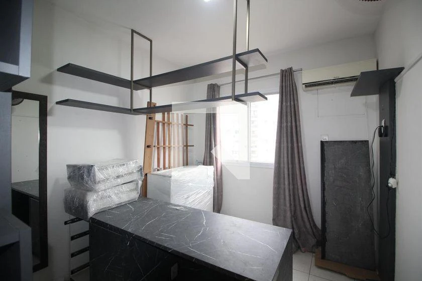 2-bedroom apartment with en-suite and glass balcony — photo 17