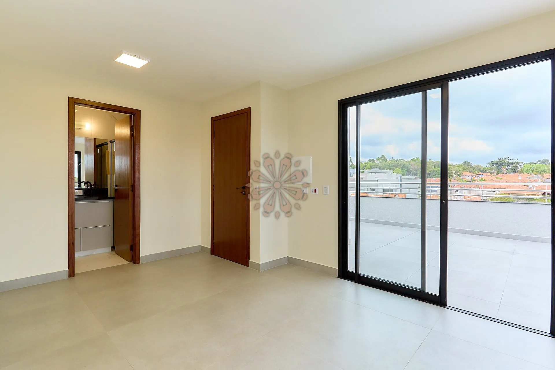 House with 4 bedrooms, 3 bathrooms and 3 parking spaces — photo 29