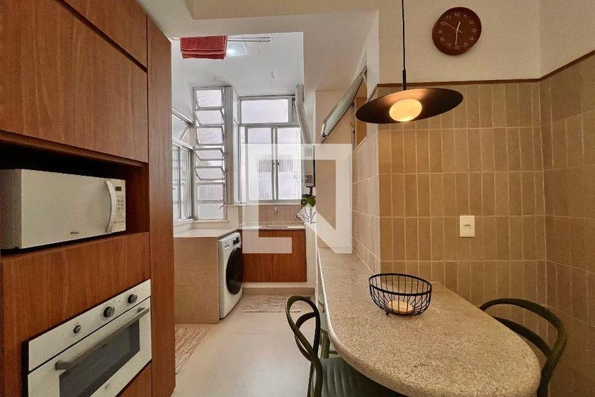 3-bedroom apartment with a home office — photo 25