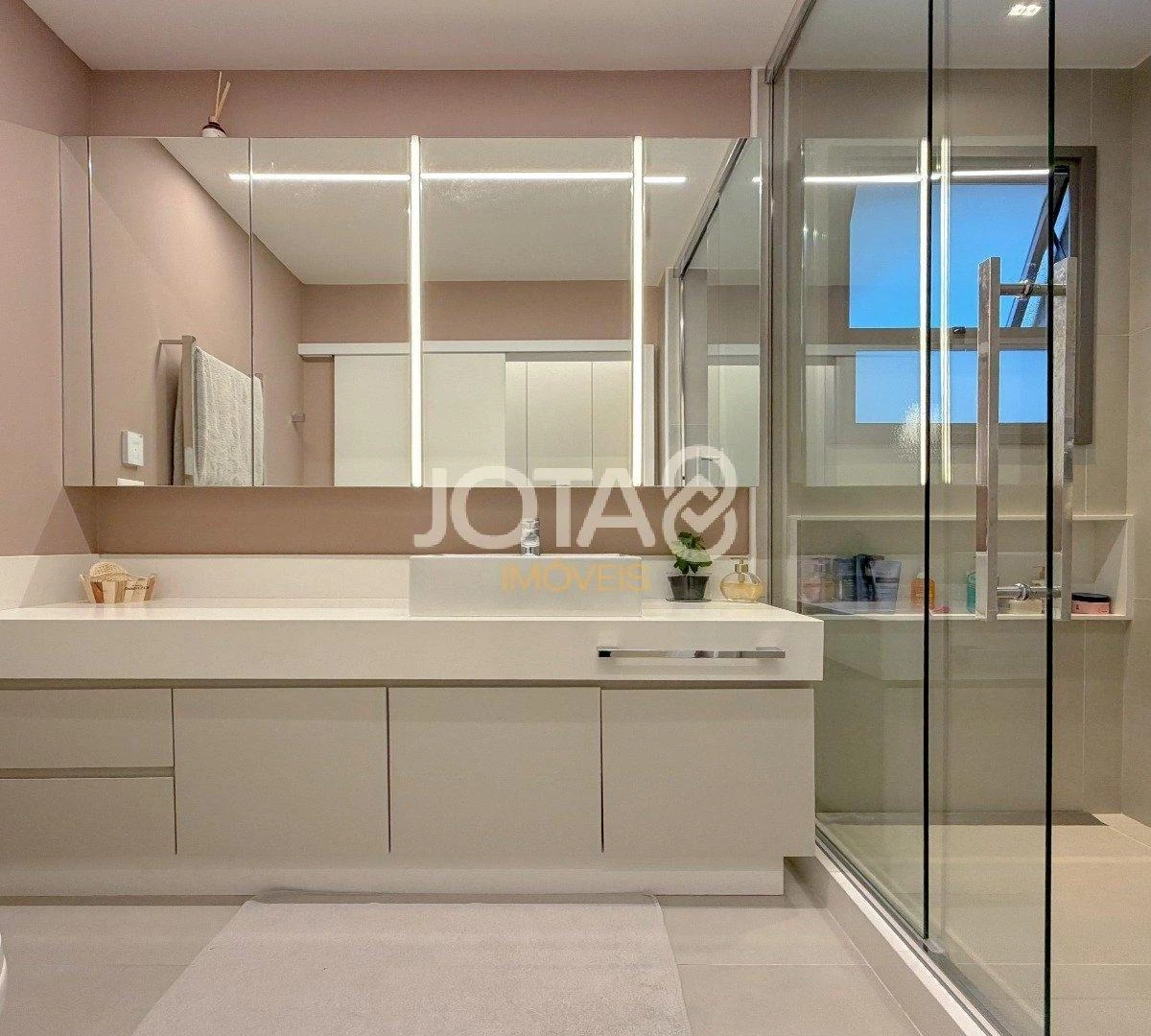 Apartamento amueblado de 231 m² con 3 suites y balcón — photo 25