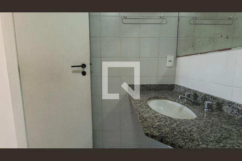 Квартира: 3 спальні, 1 з власною ванною кімнатою, 124 м² — photo 14