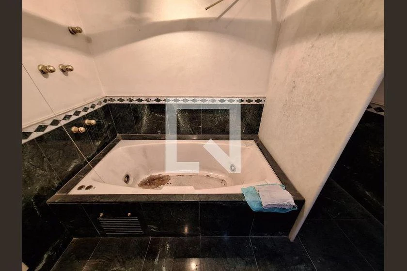 Apartamento para alugar com 3 quartos e 300 m² — photo 32