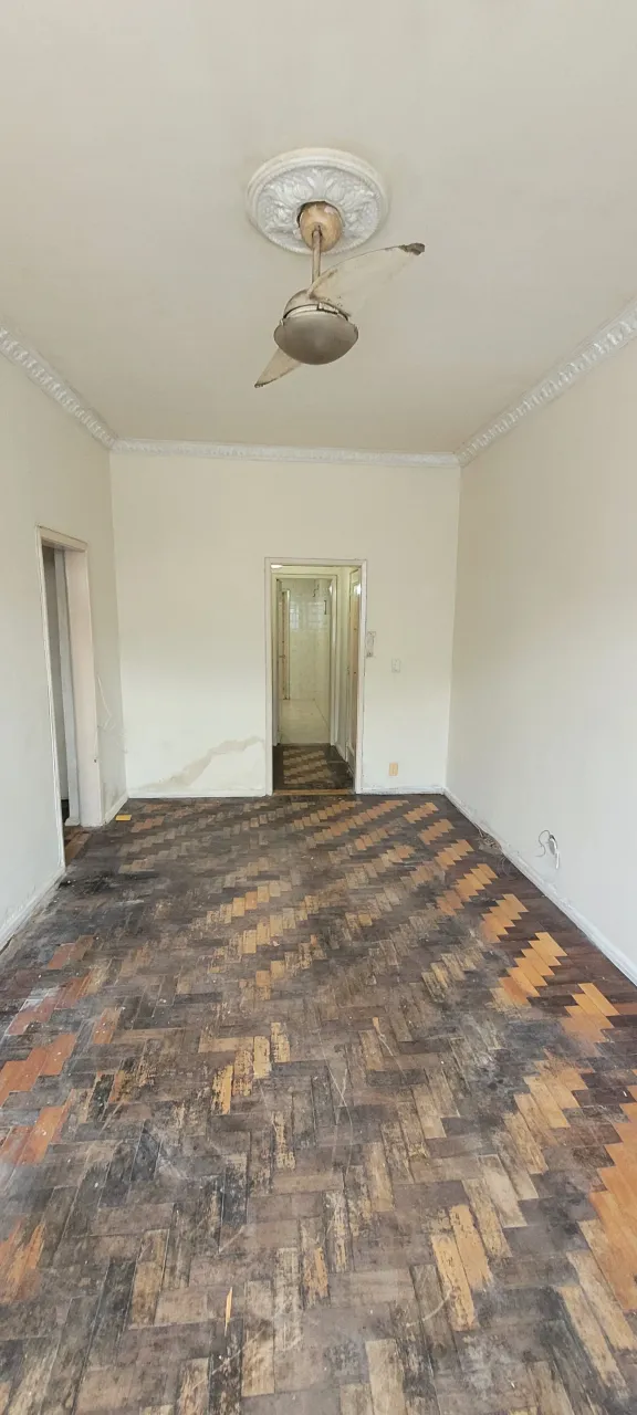 Apartamento com 3 quartos e cozinha separada — photo 11