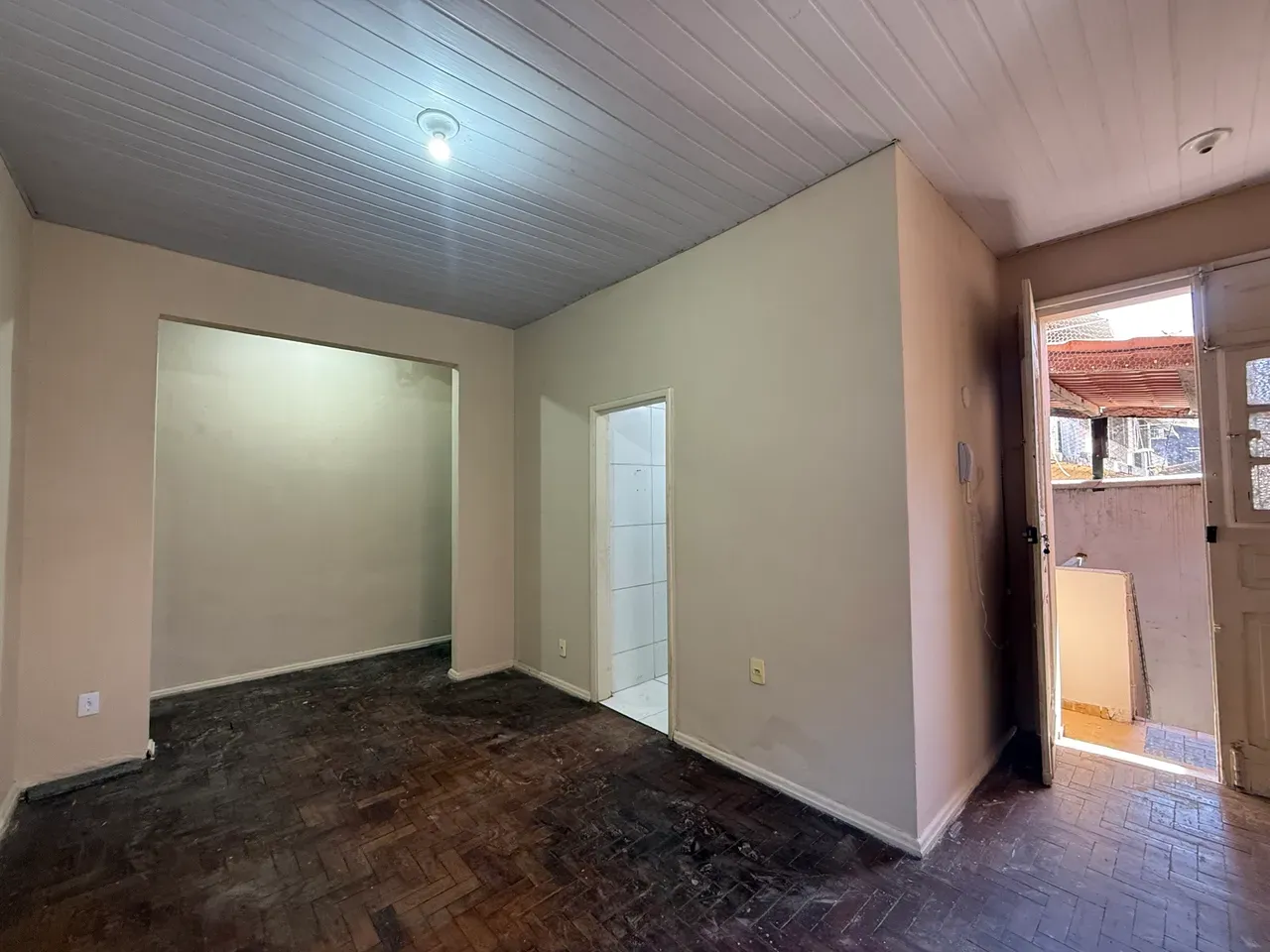 2-bedroom apartment with a walk-in closet — photo 13