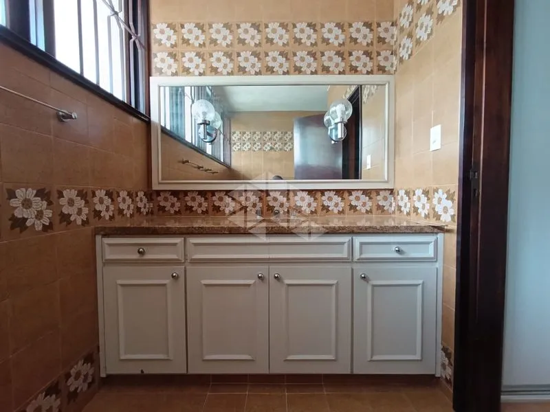 4-bedroom house with a dishwasher in Florianópolis — photo 12