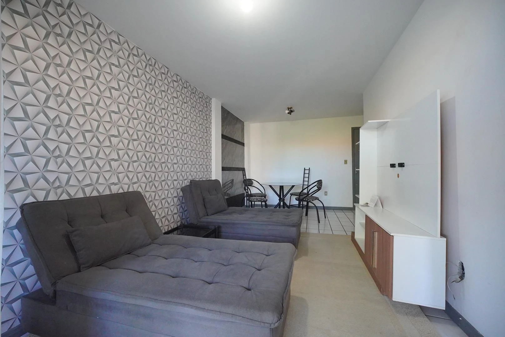 Furnished apartment, 78 m², with a washing machine — photo 15
