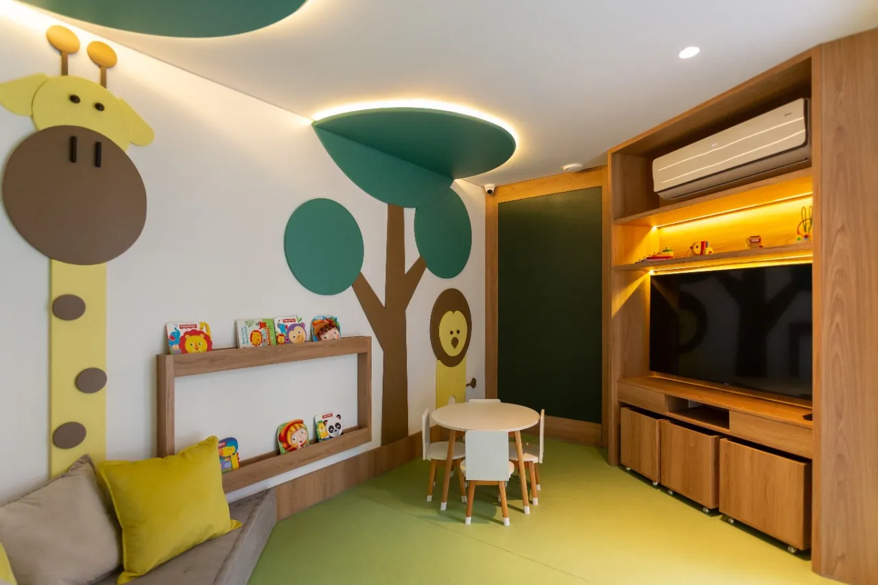 3-bedroom apartment in a building with a gym — photo 23