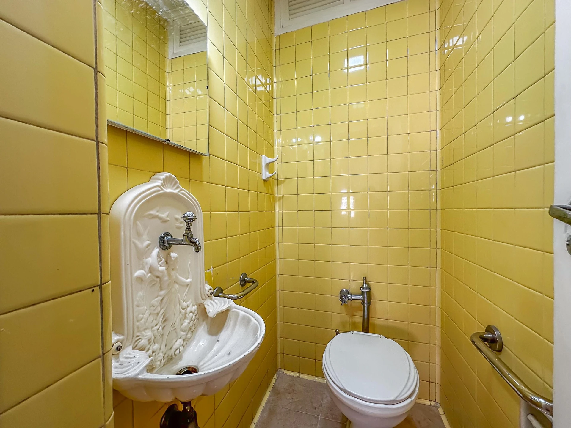 Apartment with 3 bedrooms and 2 bathrooms — photo 43
