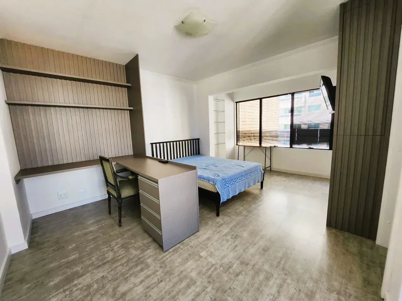 Furnished apartment, 84 m², with a walk-in closet — photo 10
