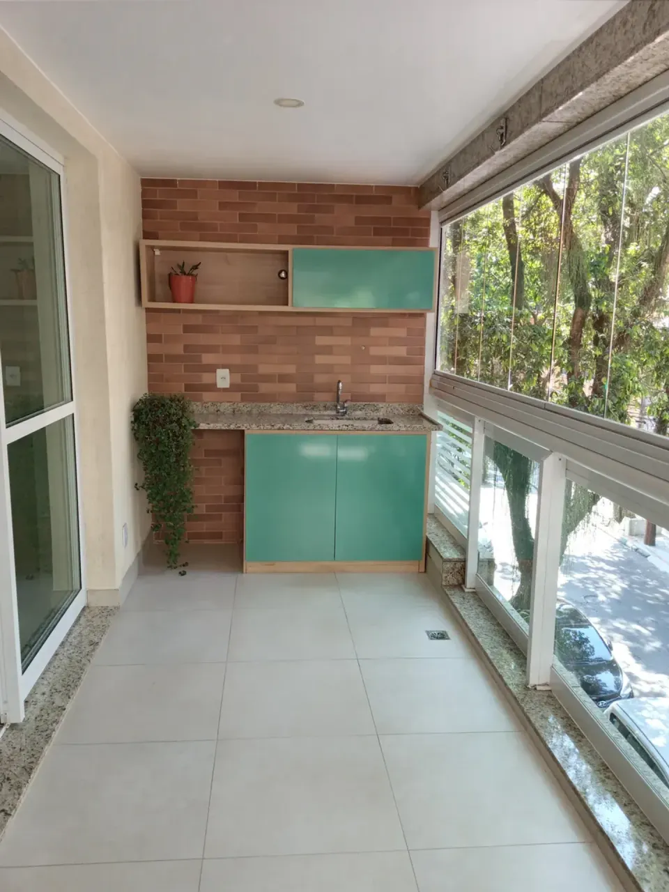 Apartamento para locação de 85 m² com 2 quartos e cozinha separada — photo 2