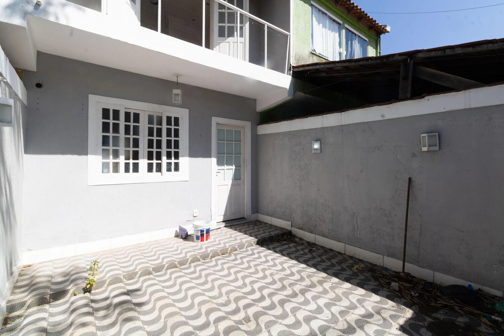 2-bedroom house with 2 bathrooms and 1 parking space — photo 2