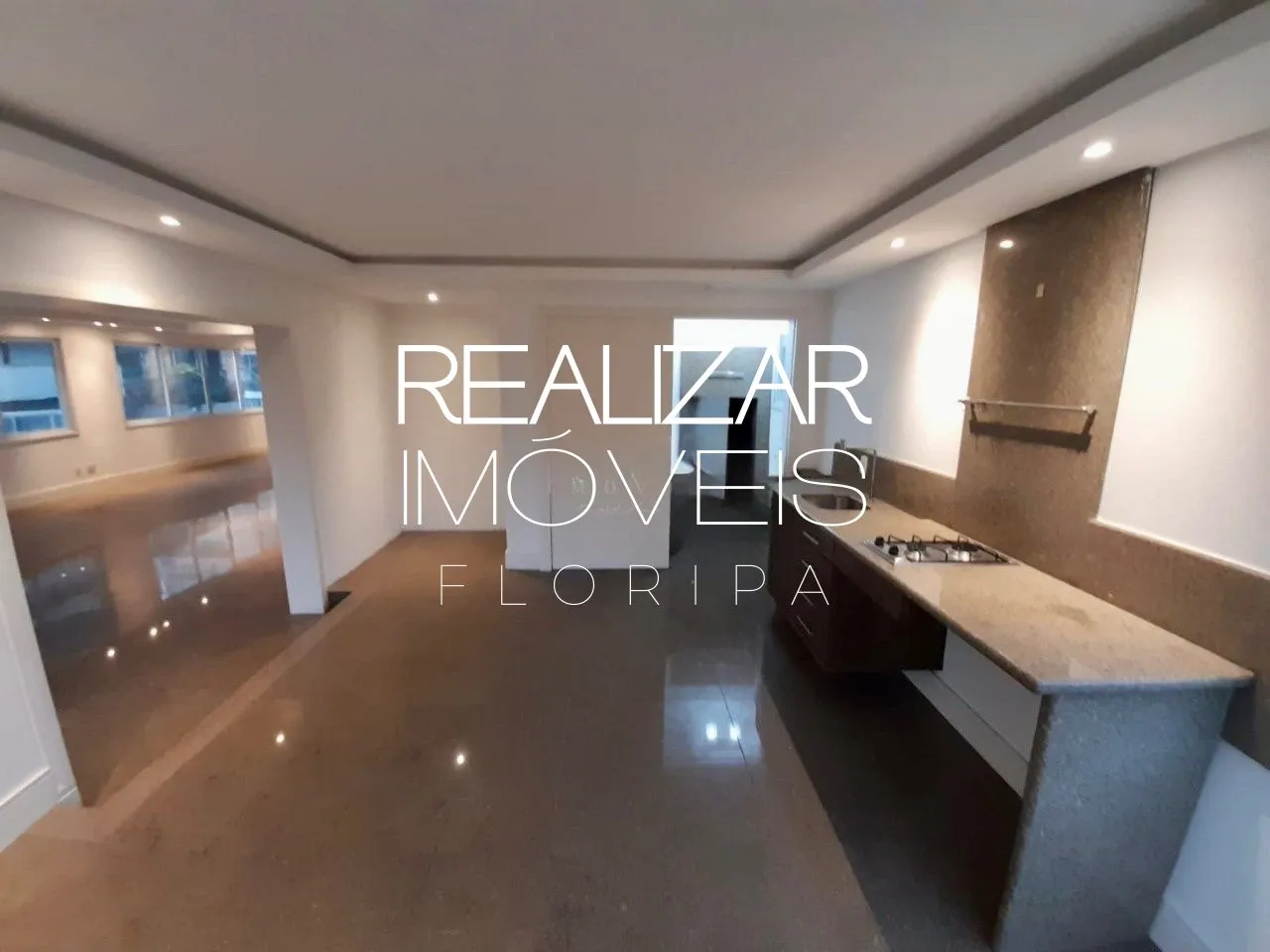 Apartment on the 2nd floor with a bathtub — photo 38