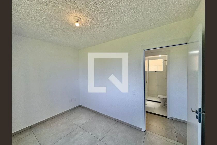 2-bedroom apartment with a glass shower enclosure — photo 20