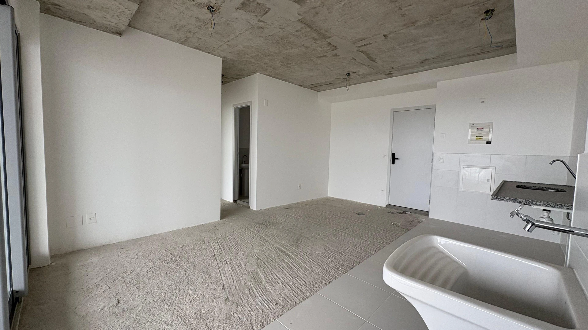 2-bedroom apartment with a mountain view in Rio de Janeiro — photo 32