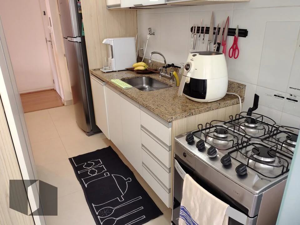 Furnished 84 m² apartment with 3 bedrooms and a suite — photo 10