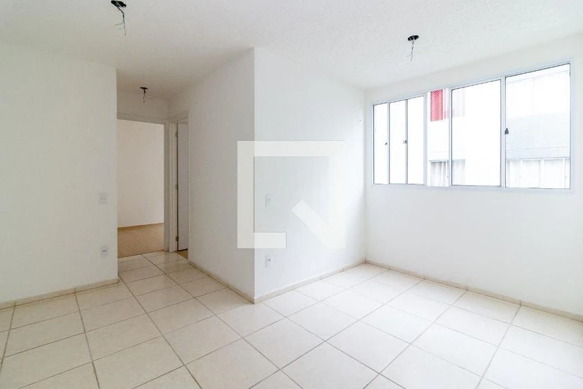 2-bedroom apartment in a building with a gym — photo 6