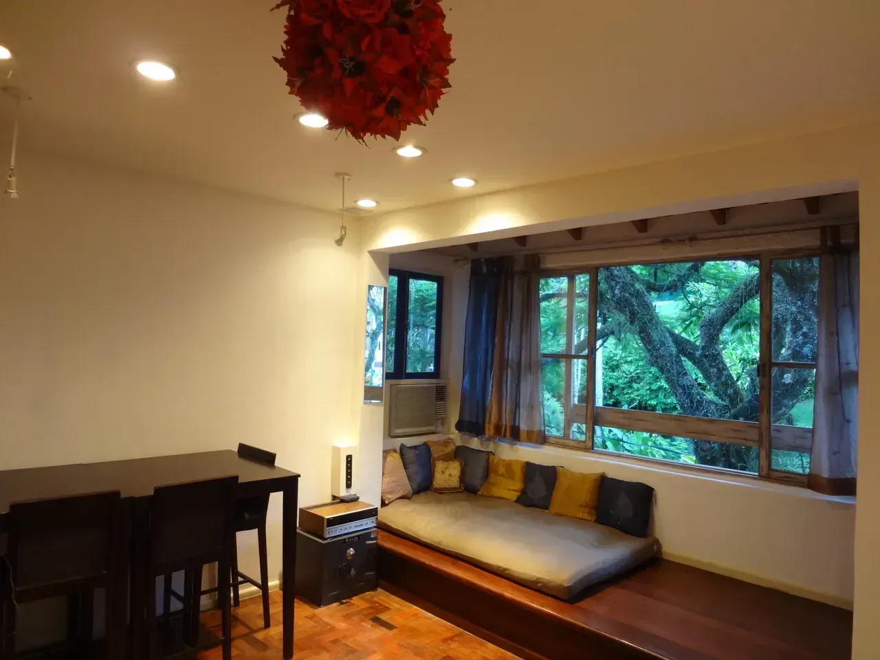 Furnished 2-bedroom apartment with 2 bathrooms — photo 16