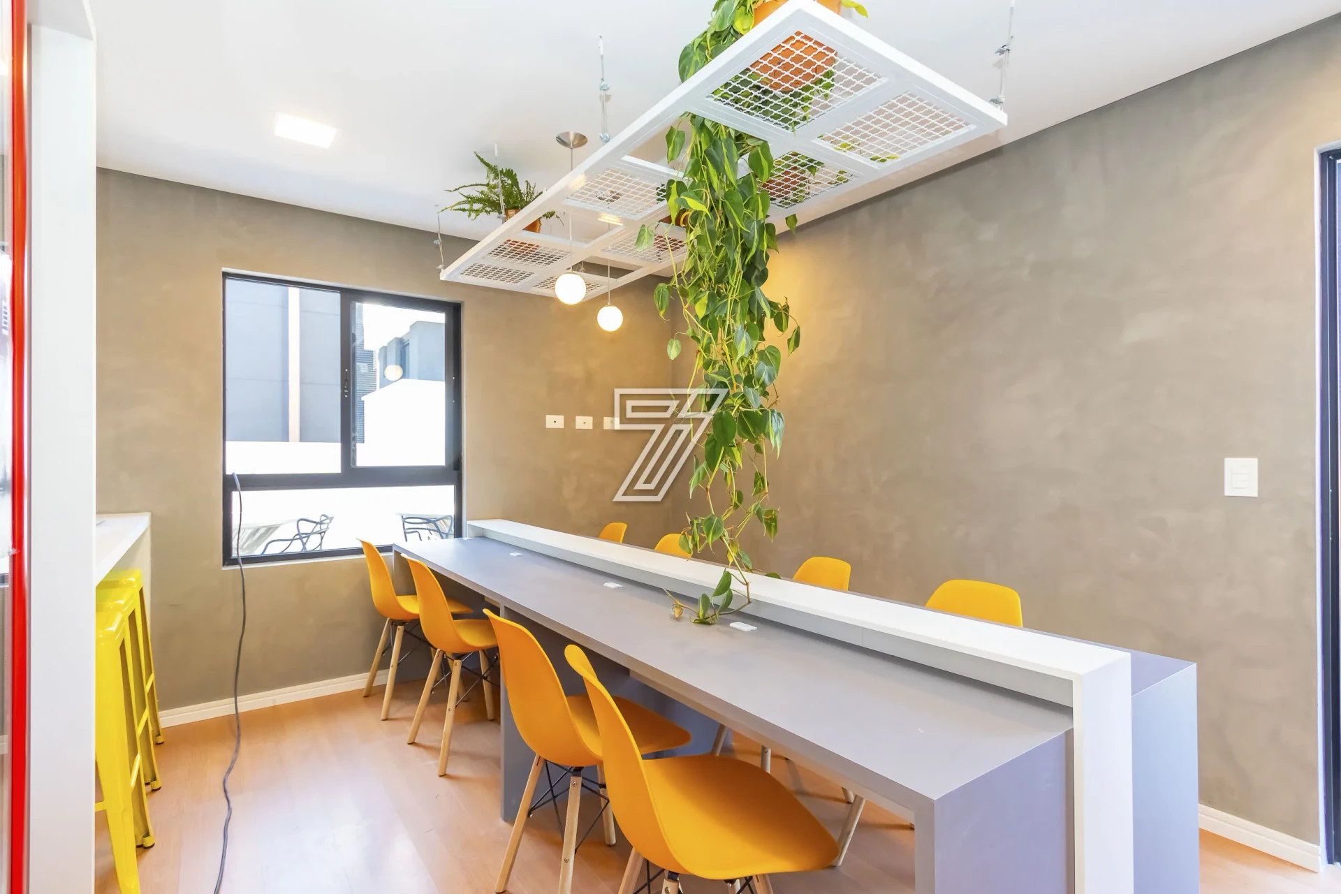 43 m² duplex loft with an open-plan kitchen — photo 33