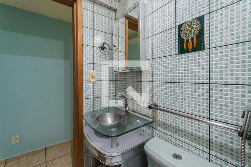 2-bedroom apartment, 70 m² — photo 2
