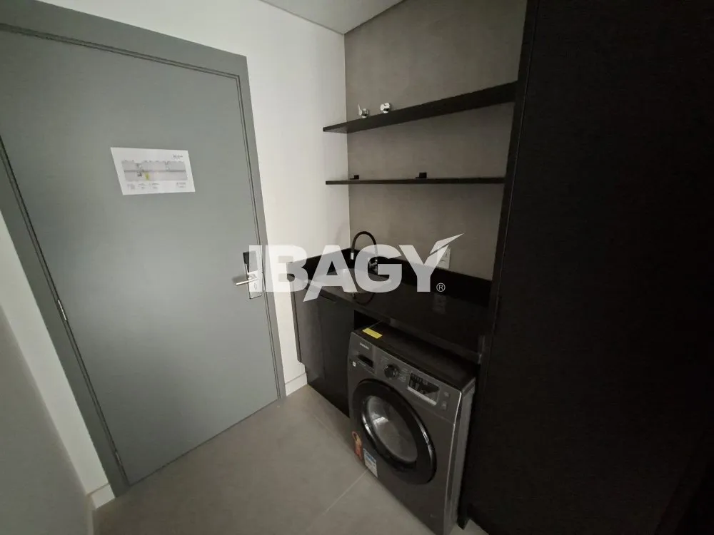 Furnished studio with a glass-enclosed balcony — photo 55
