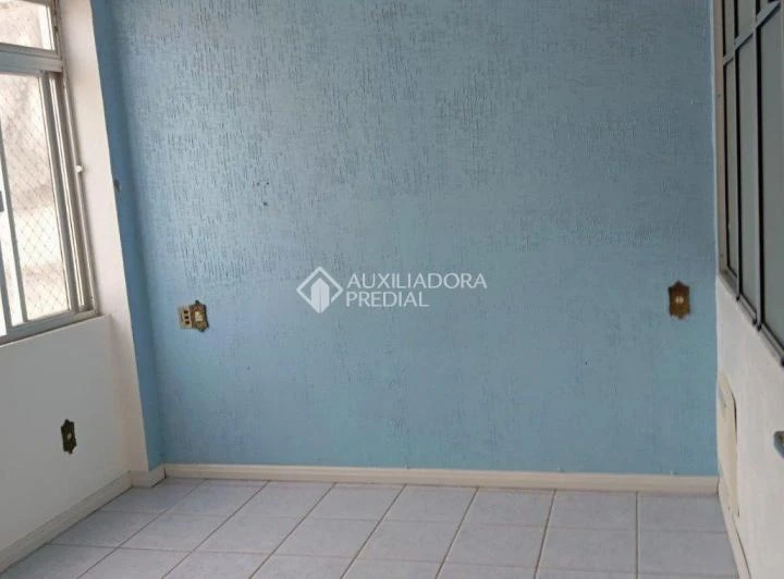 Horizontal penthouse with closed kitchen and 250 m² — photo 6